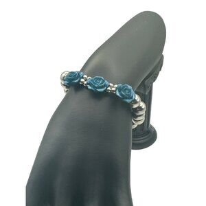 What a Fleur t Blue Rose and Silver Bead Stretch Bracelet 7 inch